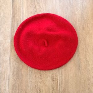 Chic Red Wool Blend Beret